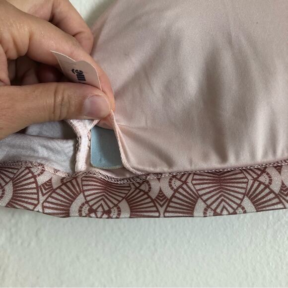 Pretty Me Swimwear Asymmetrical Shoulder Ruffle Geometric Swim Beach Bikini Top - Picture 6 of 8